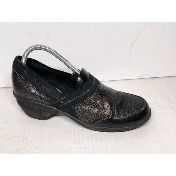 White Mountain Women's 10 M Shoe Whimsigoth Comfort Slip On Low Wedge Bronze - Picture 16 of 16